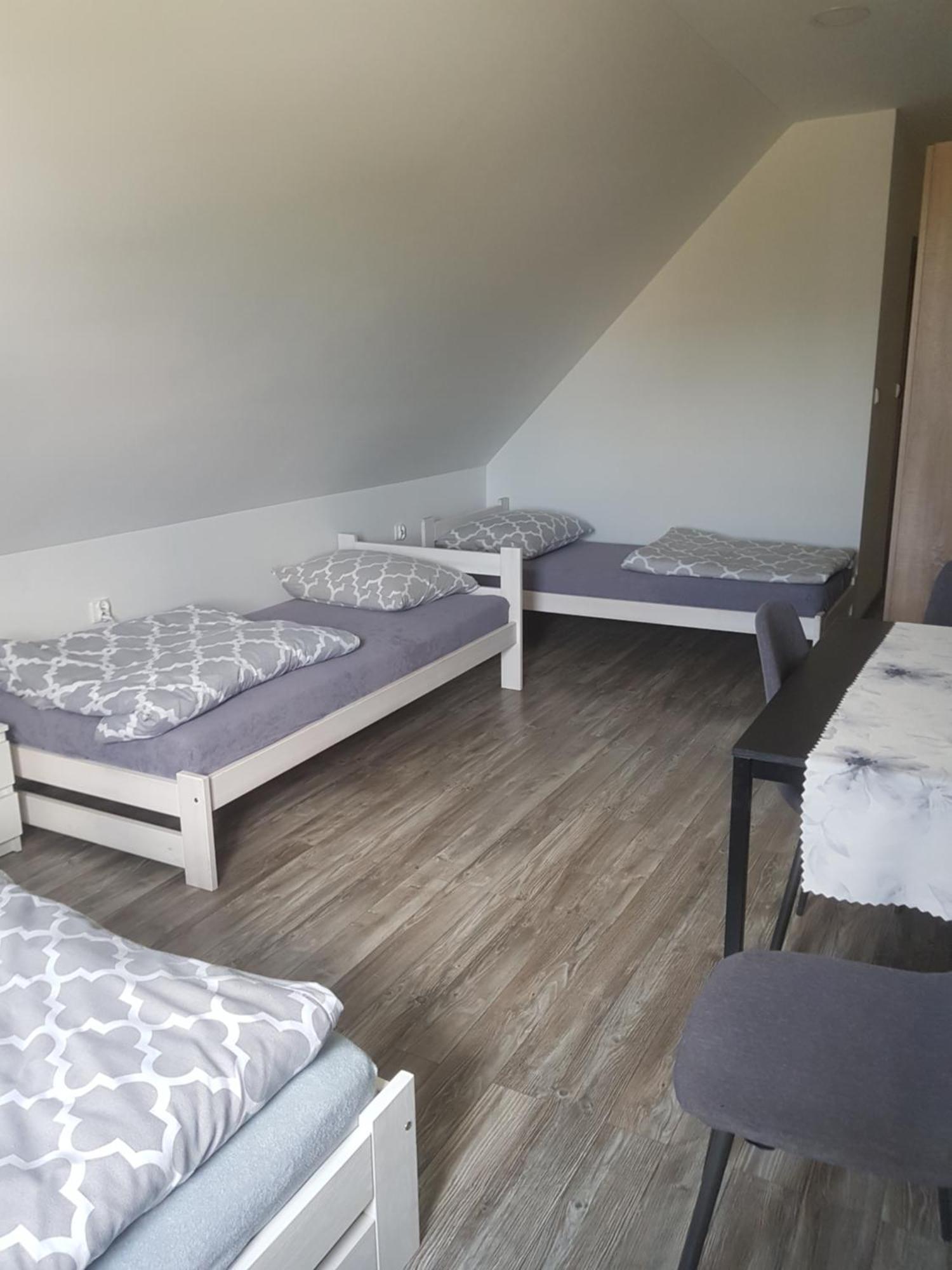Stas -Przy Szkole Nr 3 W Skawie Skawa Экстерьер фото